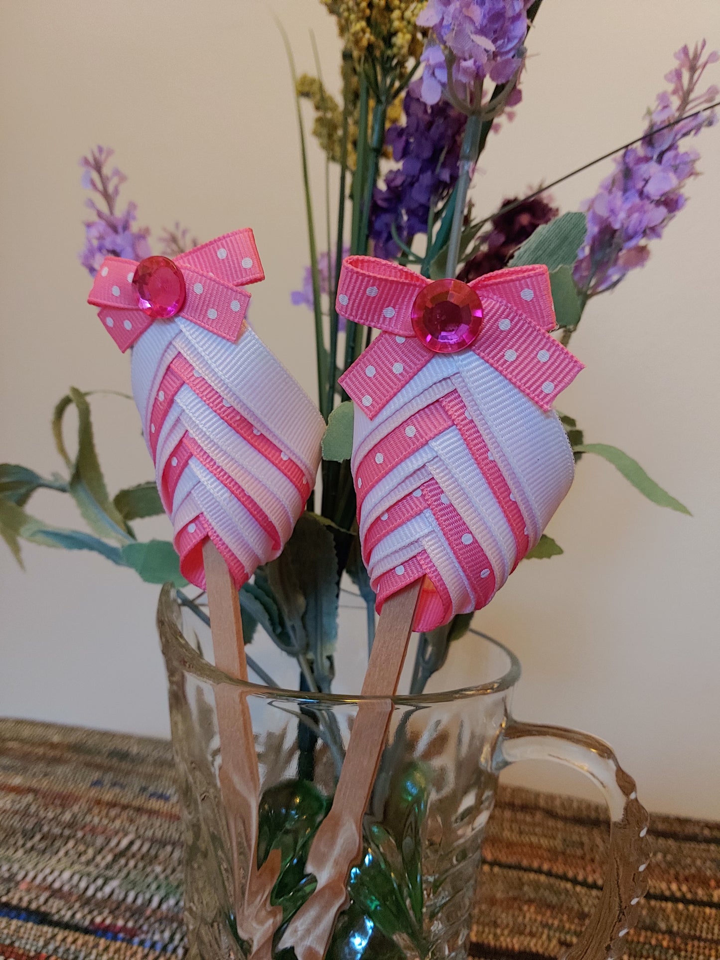 3-D Ribbon Egg Centerpiece/Plant Ornament