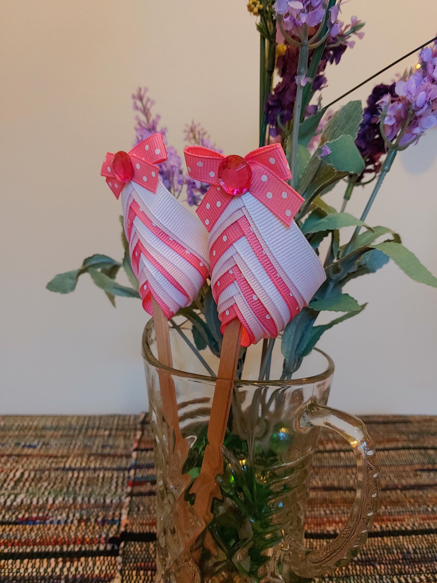 3-D Ribbon Egg Centerpiece/Plant Ornament