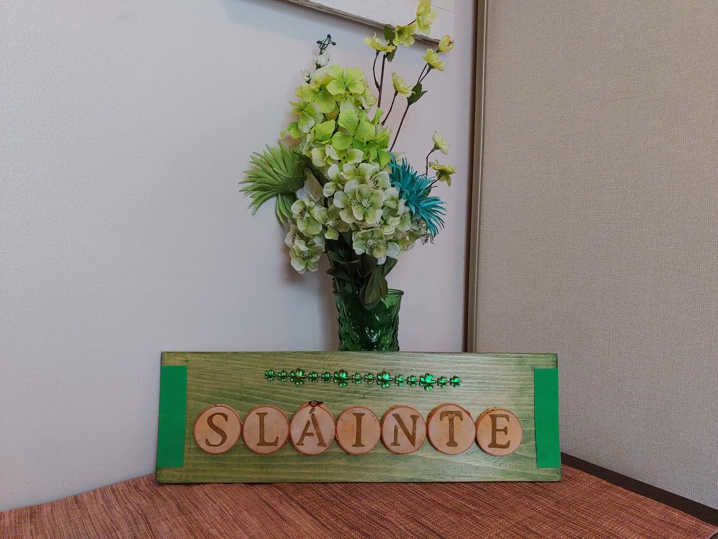 Shamrock Slainte Plaque
