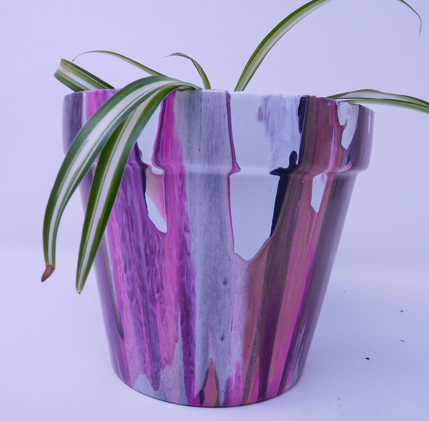Acrylic pour terracotta pots