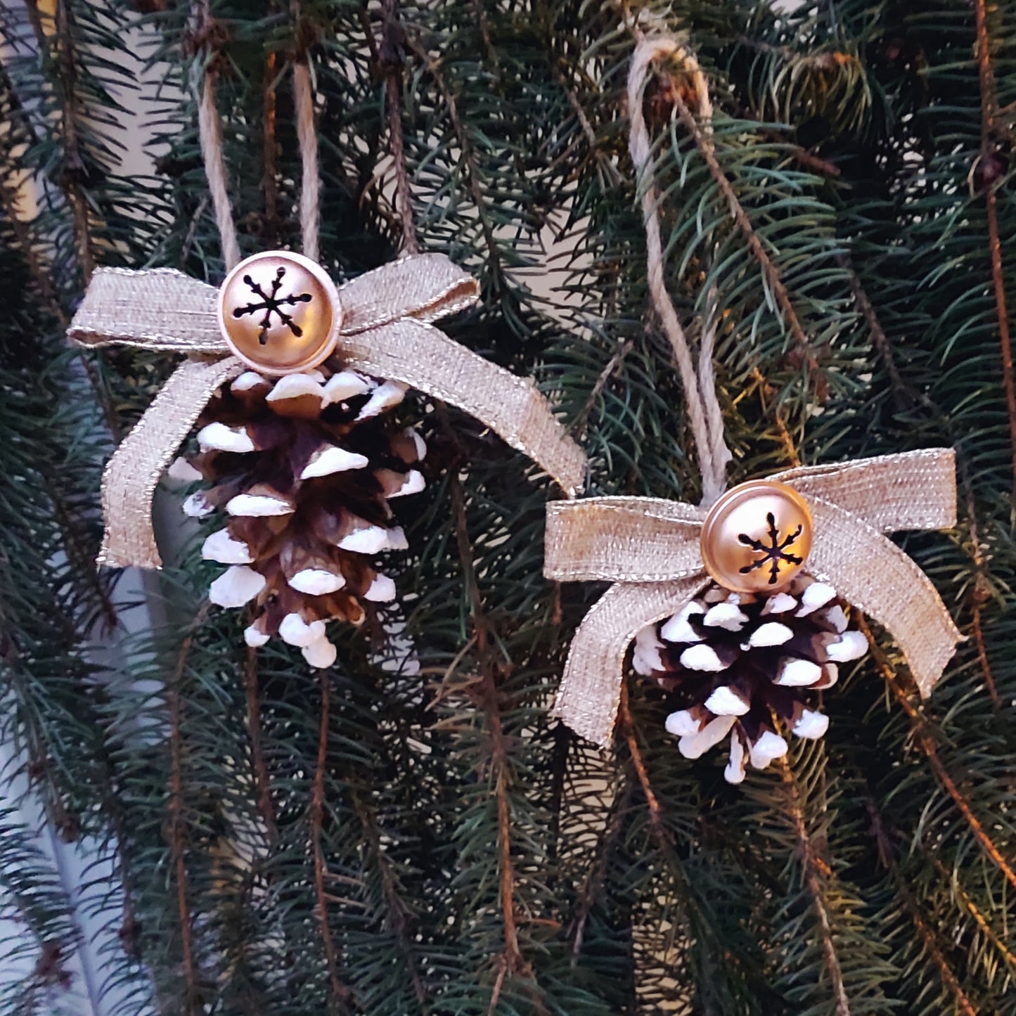 Pinecone Glitter Ornament